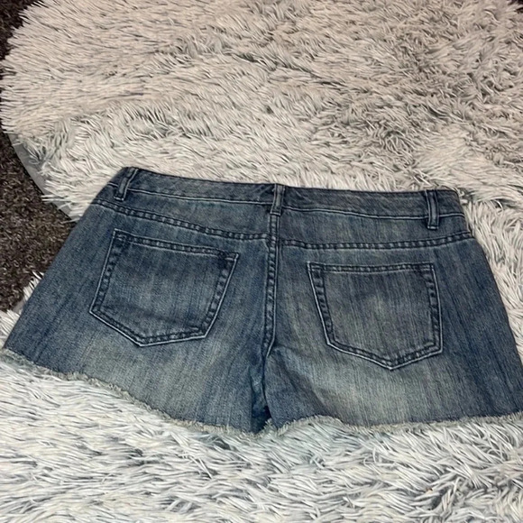 Michael Kors Shorts size 4 - Picture 2 of 13
